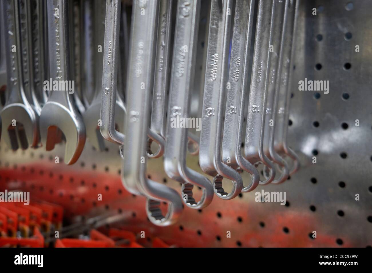 Chiavi a cricchetto nuove cromate. Foto Stock