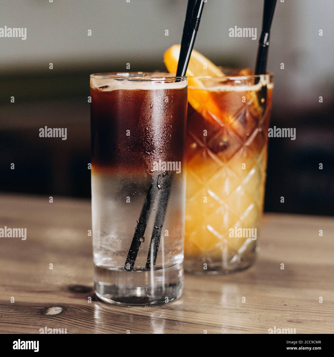 Caffè freddo con ghiaccio e succo d'arancia. Foto Stock