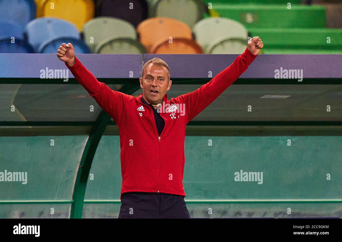 Lisbona, Lissabon, Portogallo, 19 agosto 2020. Trainer Hansi FLICK (FCB), team manager, headcoach, allenatore, festeggia il gol 3-0, Robert LEWANDOWSKI, FCB 9 nella semifinale UEFA Champions League, torneo finale FC BAYERN MUENCHEN - OLYMPIQUE LYON 3-0 nella stagione 2019/2020, FCB, © Peter Schatz / Alamy Live News / Pool - LE NORMATIVE UEFA VIETANO QUALSIASI USO DI FOTOGRAFIE come SEQUENZE DI IMMAGINI e/o QUASI-VIDEO - Notizie nazionali e internazionali - Agenzie DI stampa SOLO per uso editoriale Foto Stock