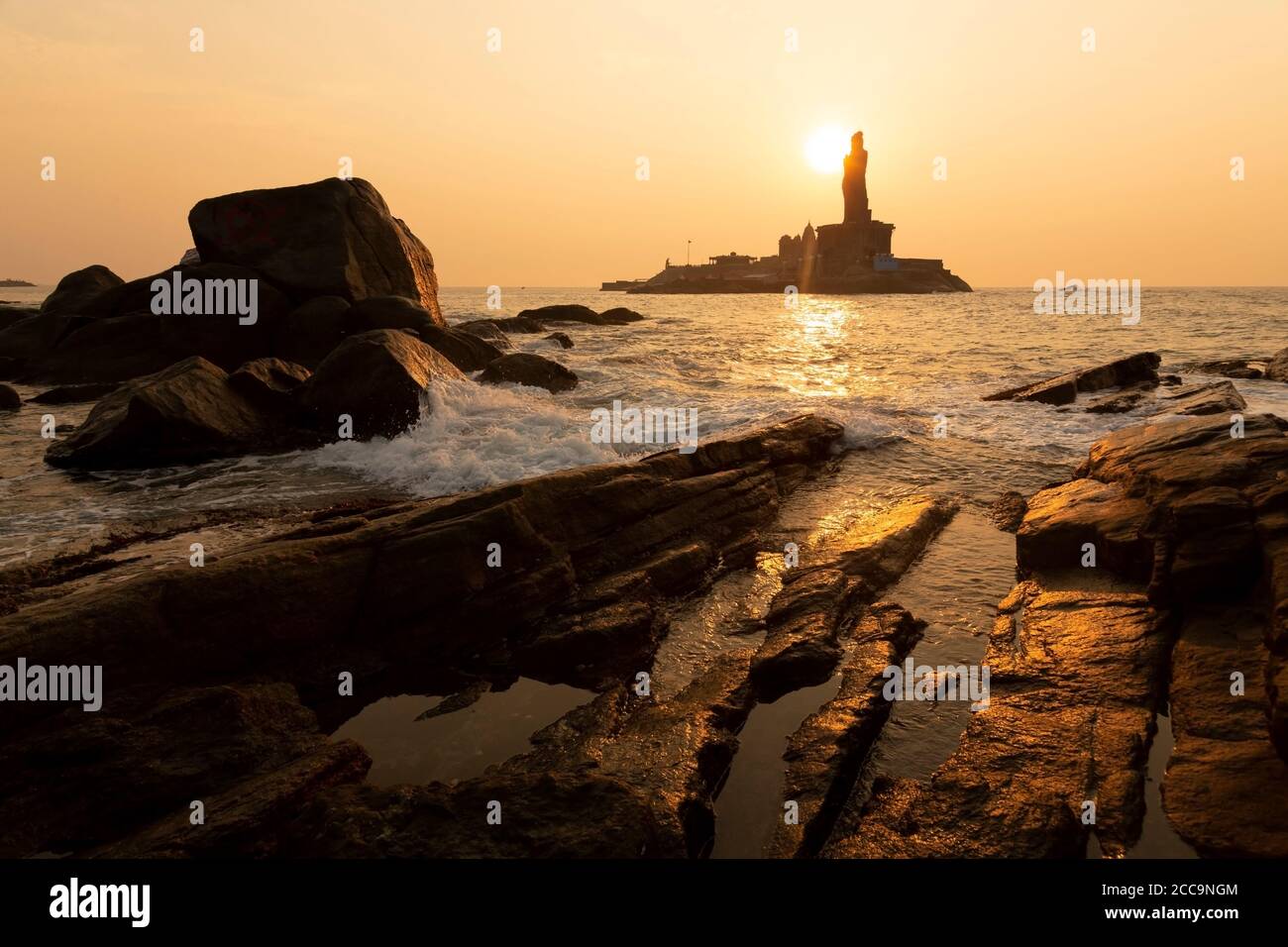 Alba sopra il mare Kanyakumari Comorin cape foto d'azione Foto Stock