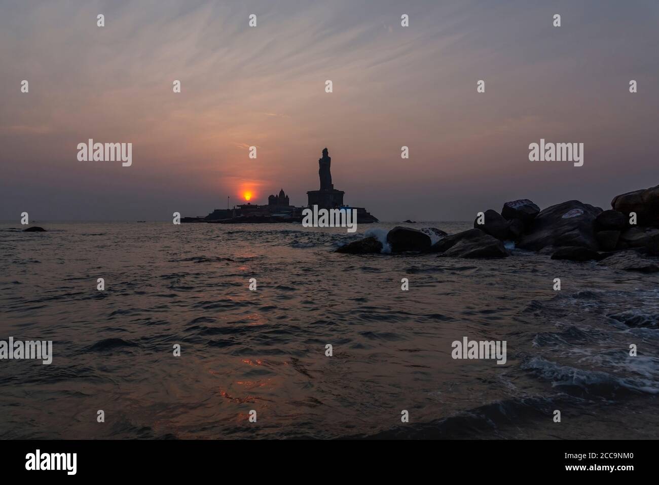 Alba sopra il mare Kanyakumari Comorin cape foto d'azione Foto Stock