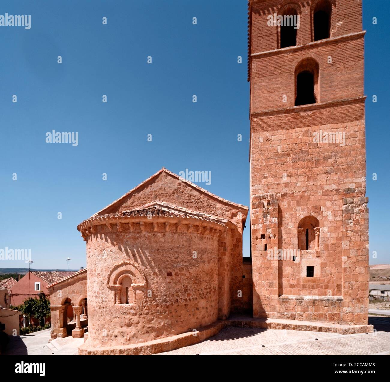 San Esteban de Gormaz, Spagna. Chiesa di San Miguel. Questa chiesa romanica del 11 ° secolo è considerato il più antico edificio romanico a Soria Foto Stock