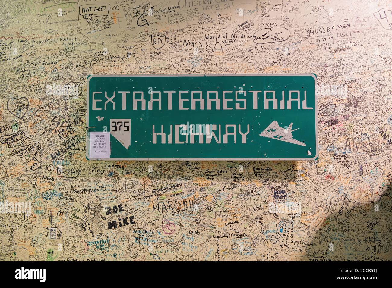 Nevada, 9 AGOSTO 2020 - ET Highway Sign in the Alien Research Center Foto Stock