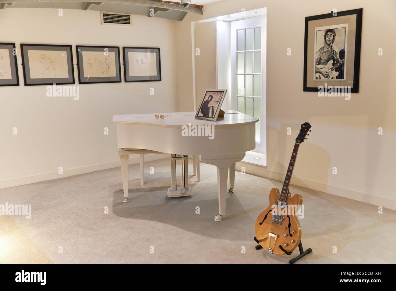 Sala John Lennon, museo Beatles Story, Liverpool Foto Stock