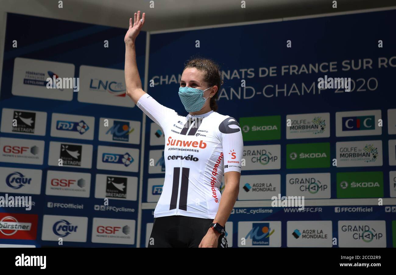 Grand-Champ, Francia. 21 agosto 2020. Juliette Labous Team Sunweb Championne de France 2020 durante il campionato francese 2020, Women's Elite Time Trial, il 21 agosto 2020 a Grand-Champ, Francia - Foto Laurent Lairys / DPPI Média Credit: Laurent Lairys/Agence Locevaphotos/Alamy Live News Foto Stock