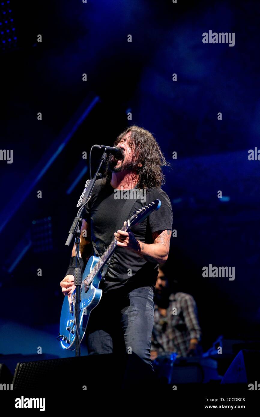 25.8.2019 Richfield Avenue Reading Berkshire UK i Foo Fighter si esibiscono sul palco principale il terzo giorno del festival Reading People in picture: Dave Grohl Foto Stock