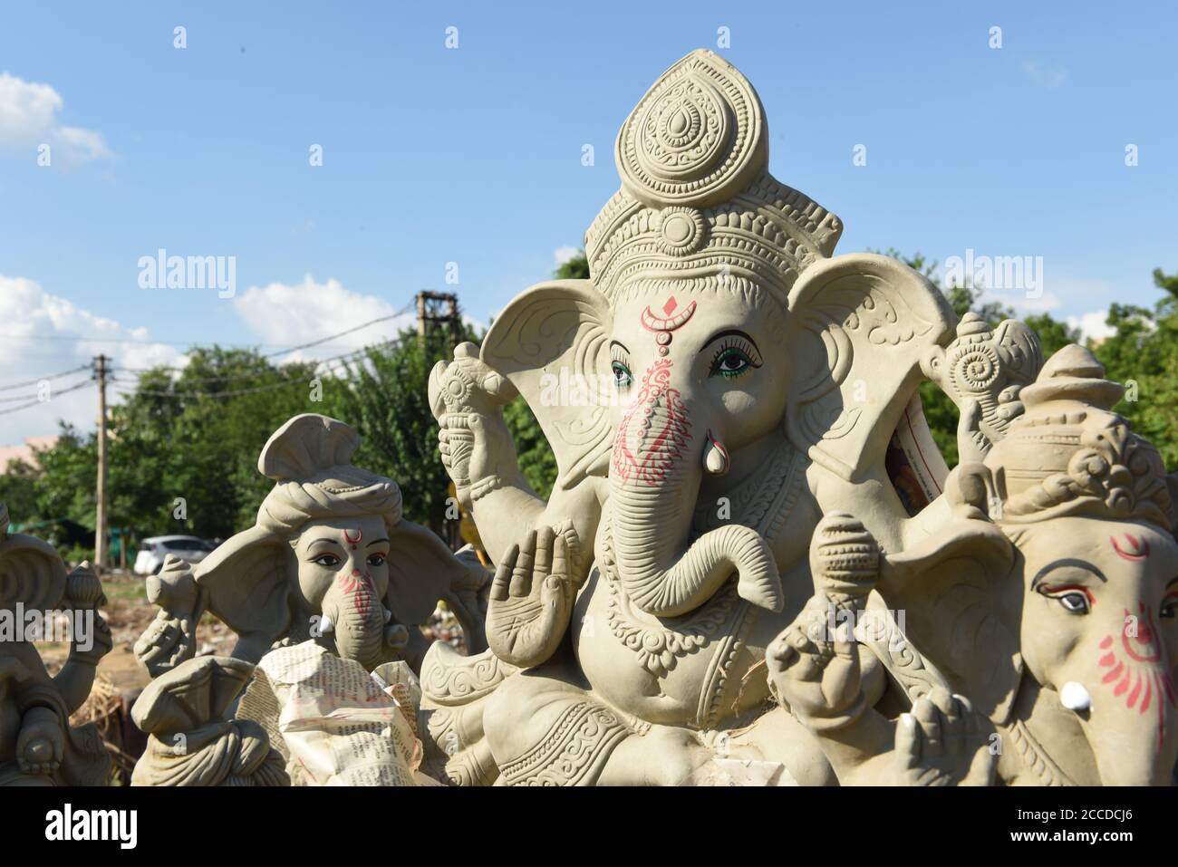 Statua di argilla del Dio indiano Ganesha in mostra sul Occasione del festival di Ganesh Chaturthi Foto Stock