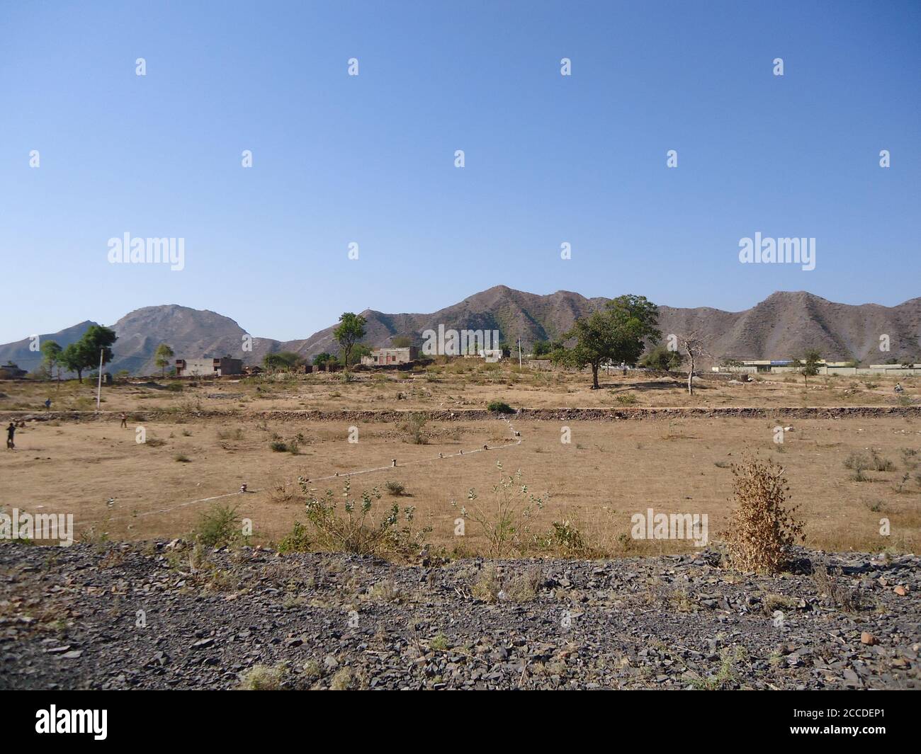 paesaggio del deserto del thar sulla strada per kumbhalgarh Foto Stock