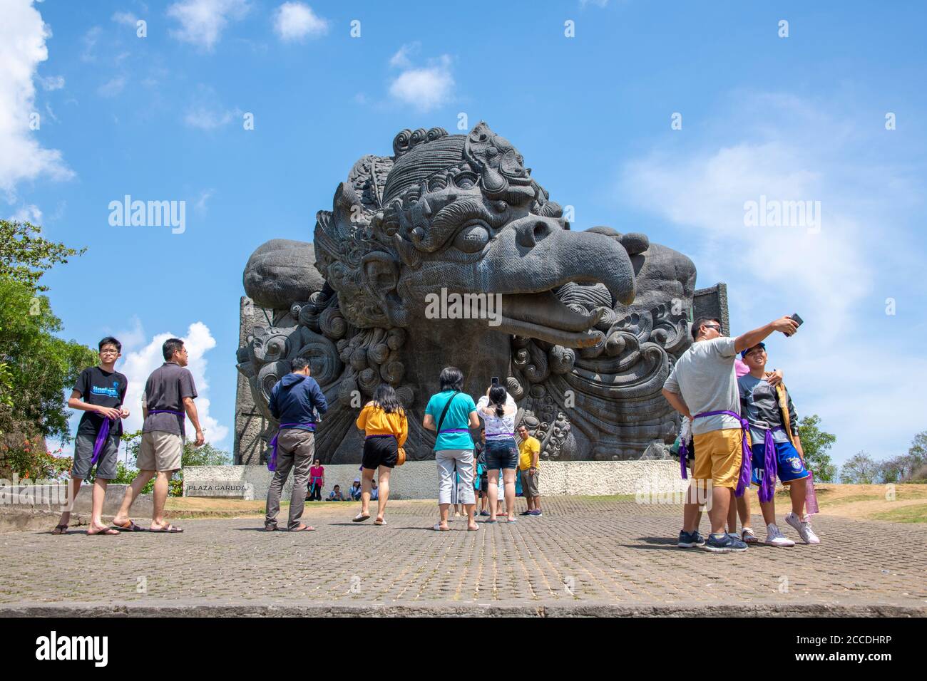 Il Parco Culturale Garuda Wisnu Kencana o GWK, è una destinazione turistica e un'attrazione situata a Ungasan, Badung sull'isola di Bali, Indonesia circa 1 Foto Stock