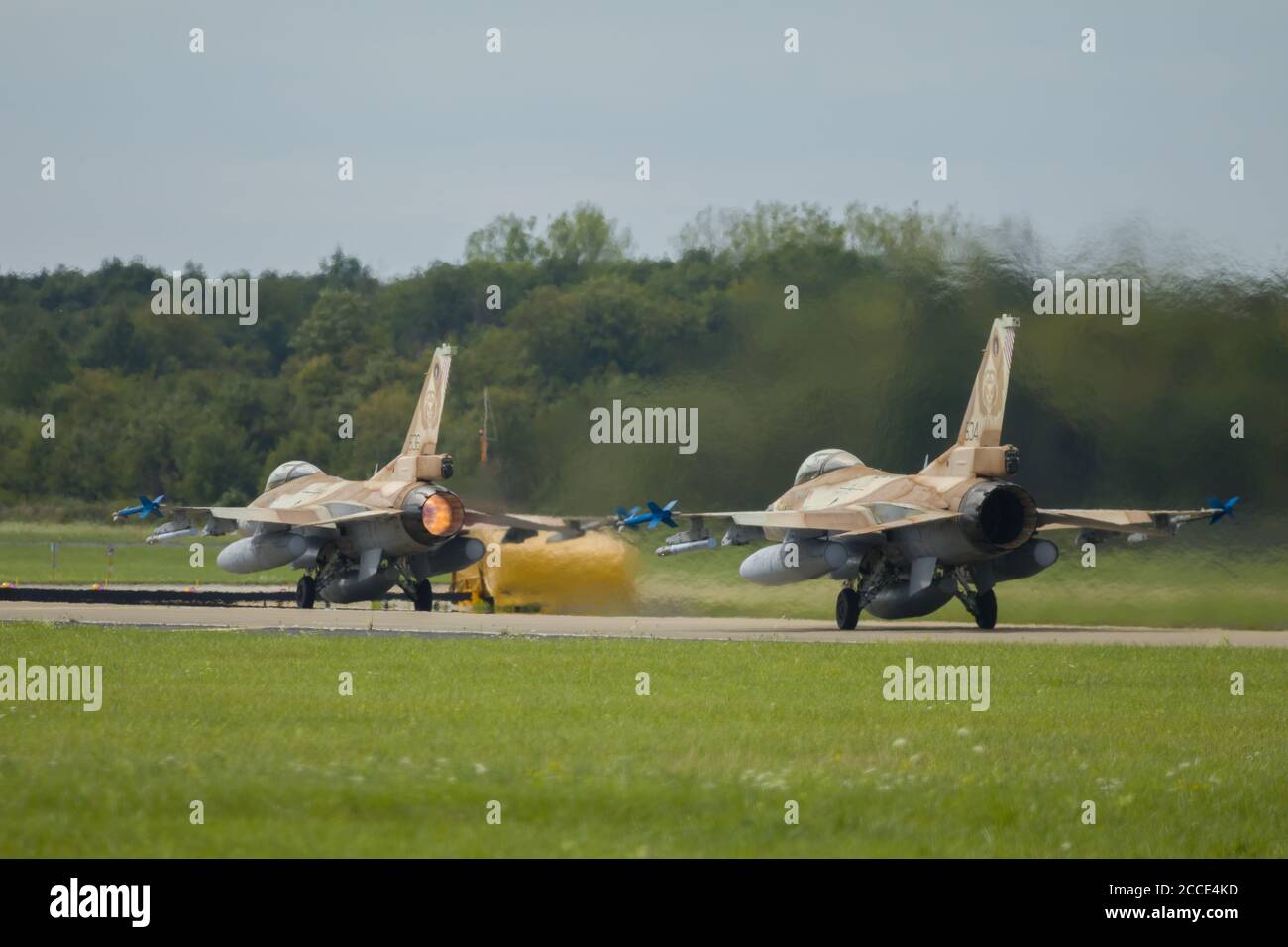 Nörvenich Germania agosto 20 2020: Forza aerea israeliana F-16 Barak decollo dalla base aerea di Nörvenich. Foto Stock