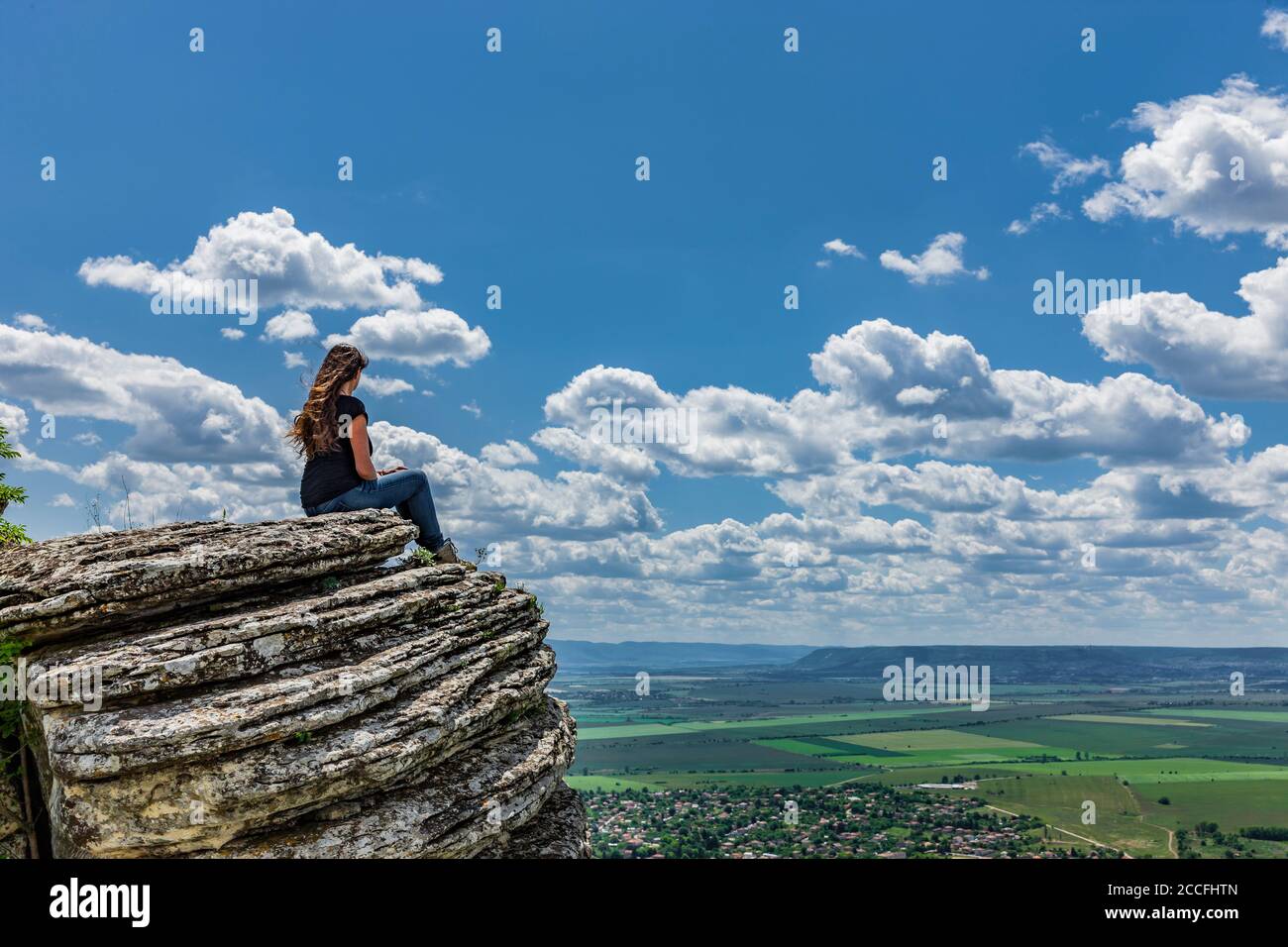 Vista panoramica delle scogliere di Madara, Bulgaria Foto Stock