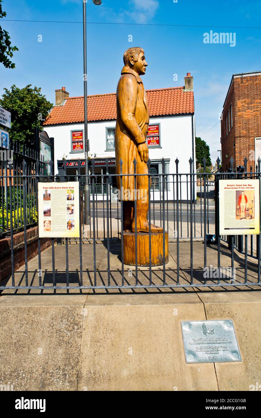 La scultura uomo più alta del Regno Unito da Market Weighton, East Riding Yorkshire, Inghilterra Foto Stock