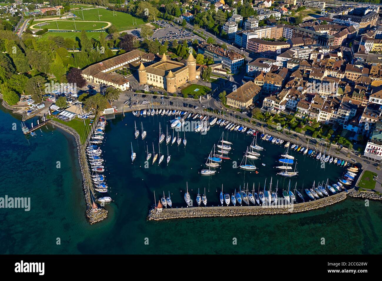 Morges Castello e porto turistico sul Lago di Ginevra, Morges, Vaud, Svizzera Foto Stock