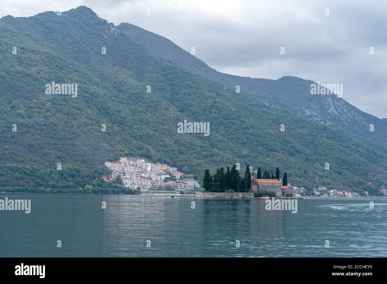 La bellissima città adriatica di Perast in Montenegro Foto Stock