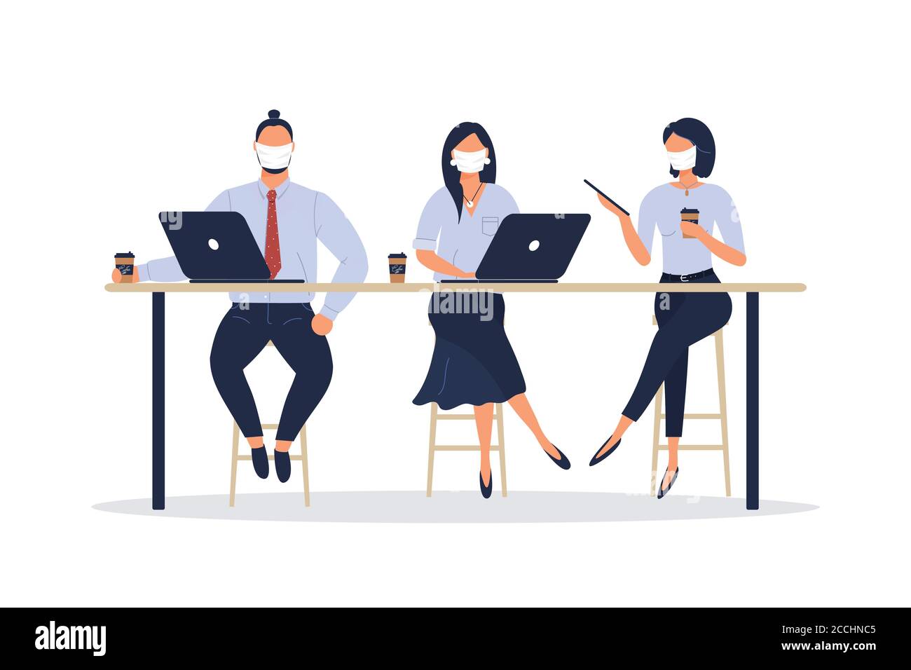 Donne e uomini amici o colleghi in maschere protettive seduti alla scrivania nell'ufficio loft o nella caffetteria, lavorando al notebook e. tablet, parlare durante l'epidemia Illustrazione Vettoriale