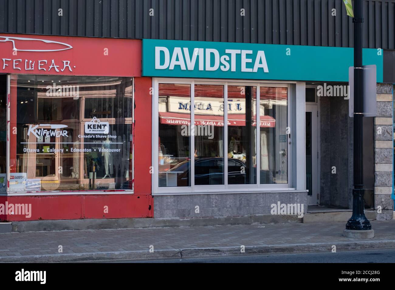 Una sede di Davids Tea (NASDAQ: DTEA) a Ottawa, Ontario, Canada. La catena di Montreal ha annunciato durante la pandemia COVID-19 che chiuderà la vendita al dettaglio l Foto Stock