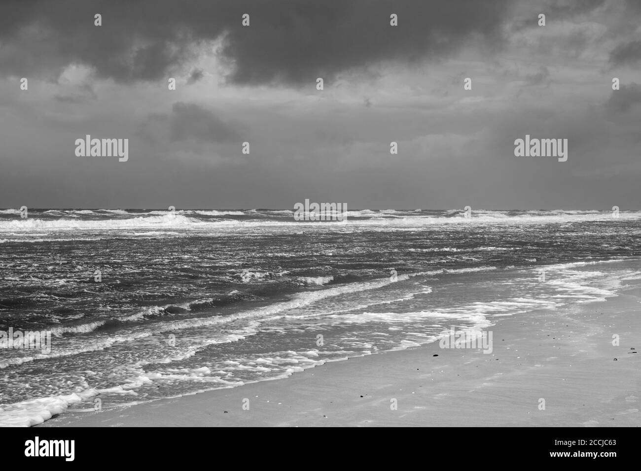 Onde al Mare del Nord, Isola di Sylt, Frisia del Nord, Schleswig-Holstein, Germania, Europa Foto Stock