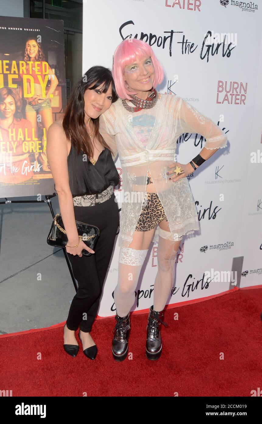 LOS ANGELES - AGOSTO 22: Jeni Chua, Kate Crash al Support The Girls Los Angeles Premiere al ARCLIGHT Theatre il 22 Agosto 2018 a Los Angeles, CA Foto Stock