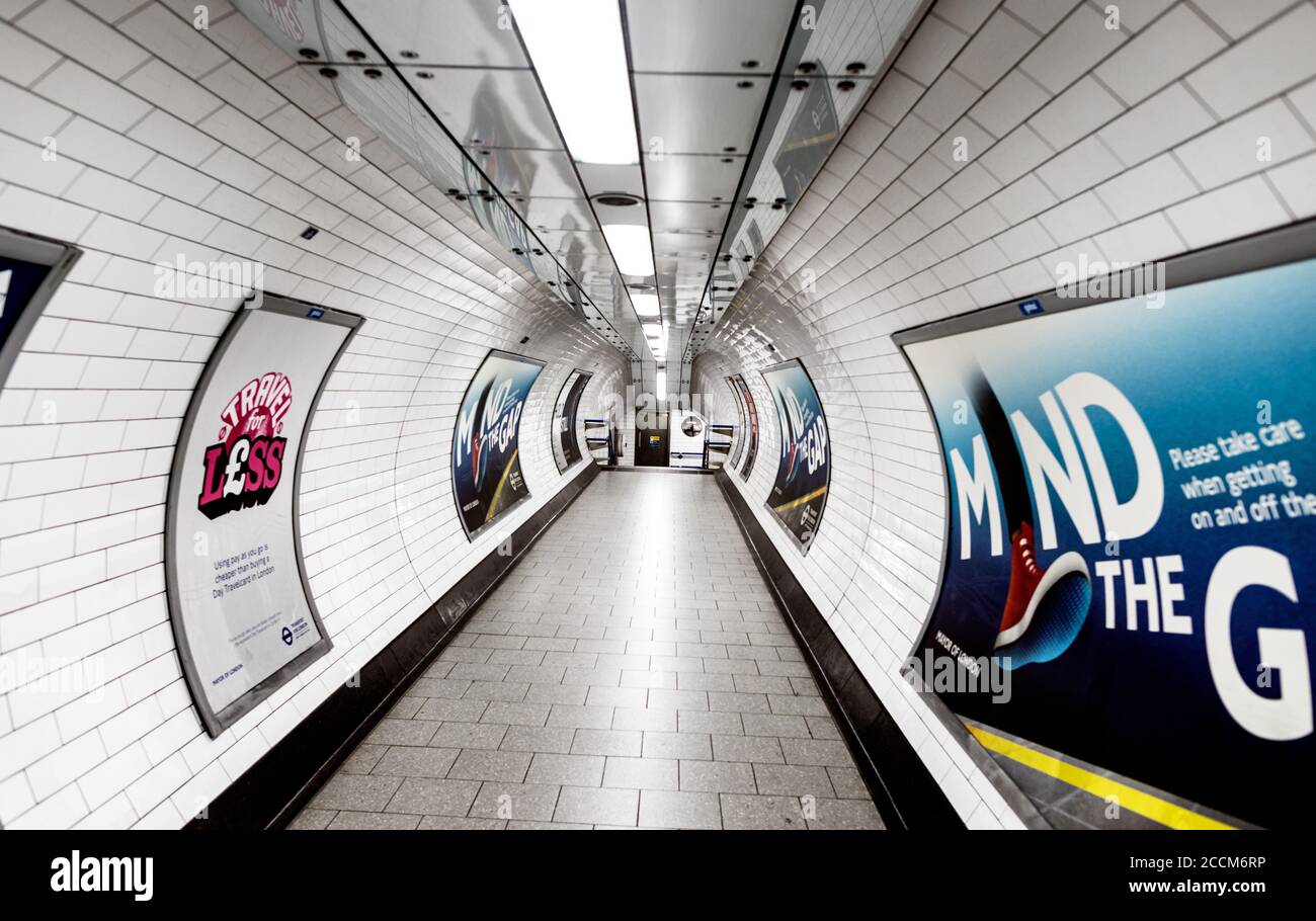 Stazione della metropolitana di Londra, Regno Unito Foto Stock