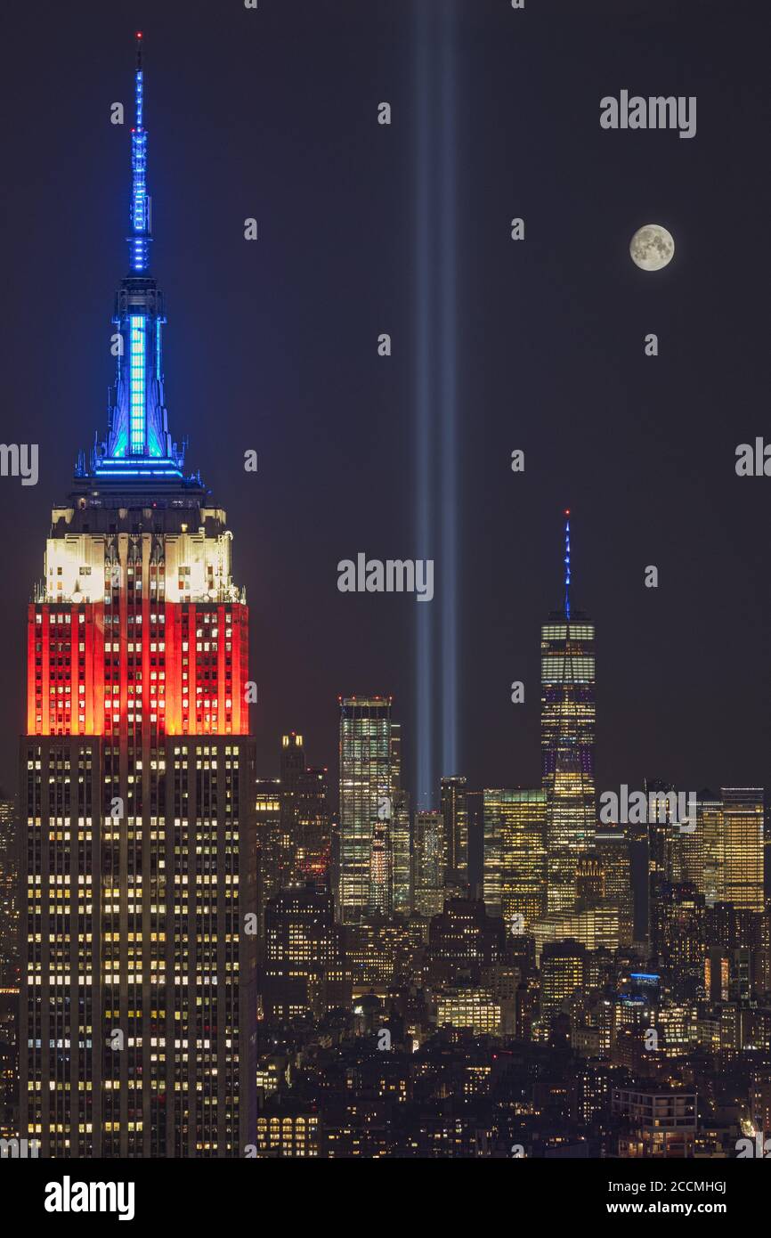 New York City 9/11 luci memoriali a Lower Manhattan Foto Stock