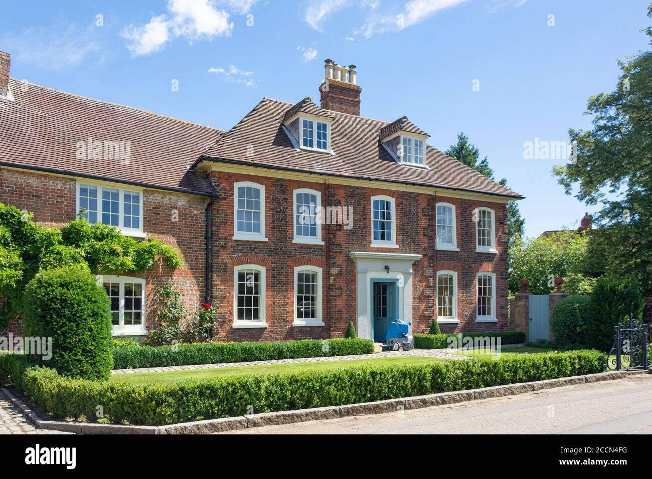 Casa e giardino di lusso, Church End, Eversholt, Bedfordshire, Inghilterra, Regno Unito Foto Stock