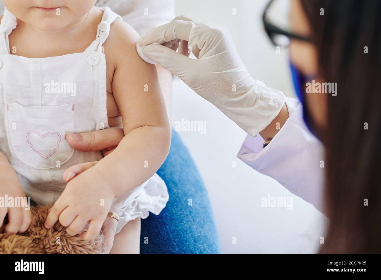 Vaccino contro l'influenza o il coronavirus Foto Stock