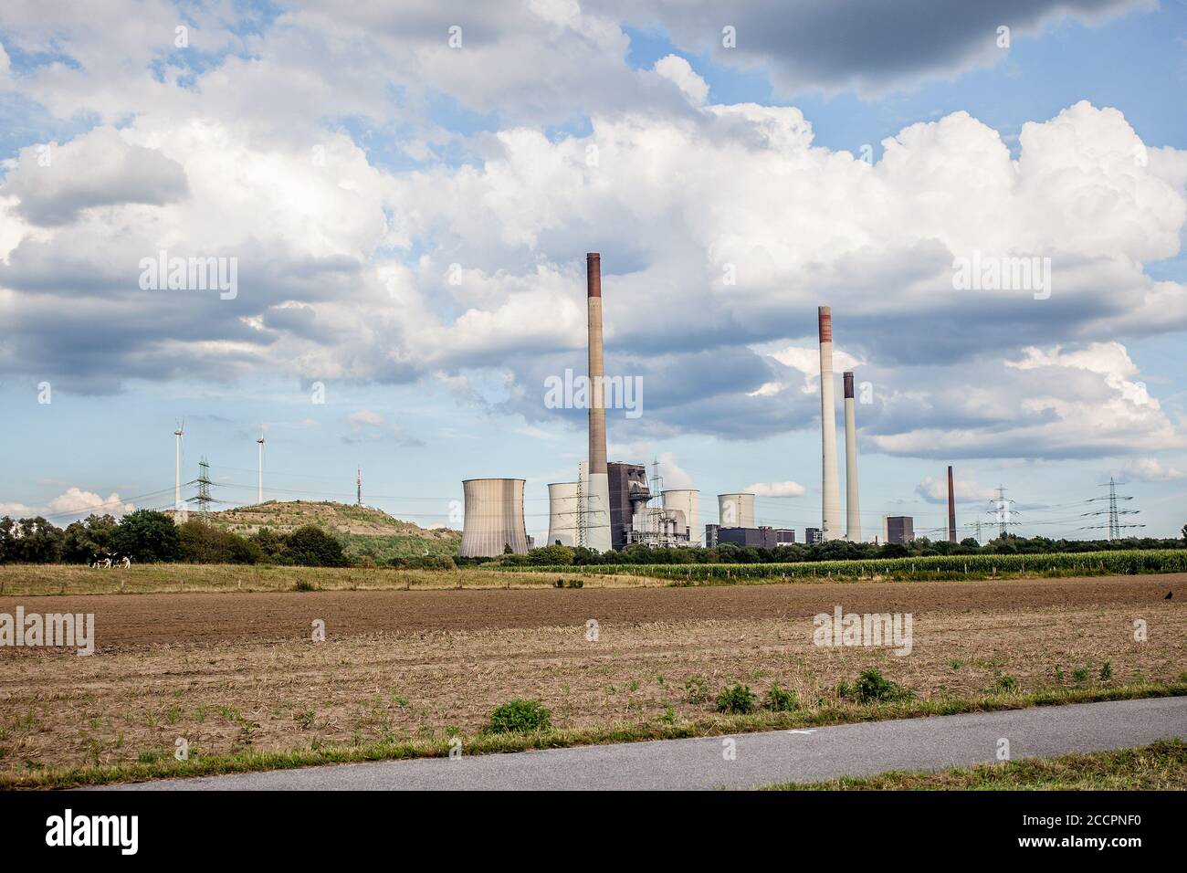 Gelsenkirchen, Germania. 19 agosto 2020. Gelsenkirchen, Germania 19 agosto 2020: Immagini simboliche - 2020 centrale di Scholven, Uniper Kraftwerke GmbH nel distretto di Scholven della città di Gelsenkirchen | utilizzo nel mondo Credit: dpa/Alamy Live News Foto Stock