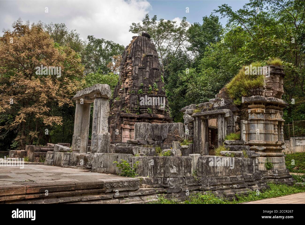 Tempio Indiano e Green Forest Polo natura Foto Stock