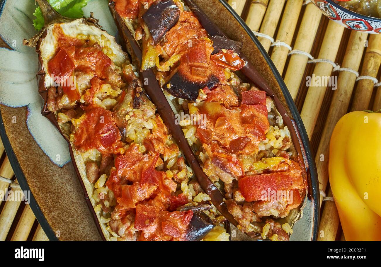 Imam bayildi con agnello, tzatziki, melanzana turca Foto Stock