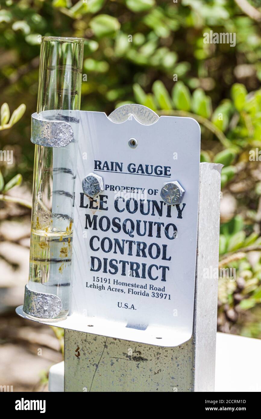 Pine Island Florida,Pineland,pluviometro,Lee County mosquito control District,salute pubblica,trasmissione delle malattie,visitatori viaggio turistico Foto Stock