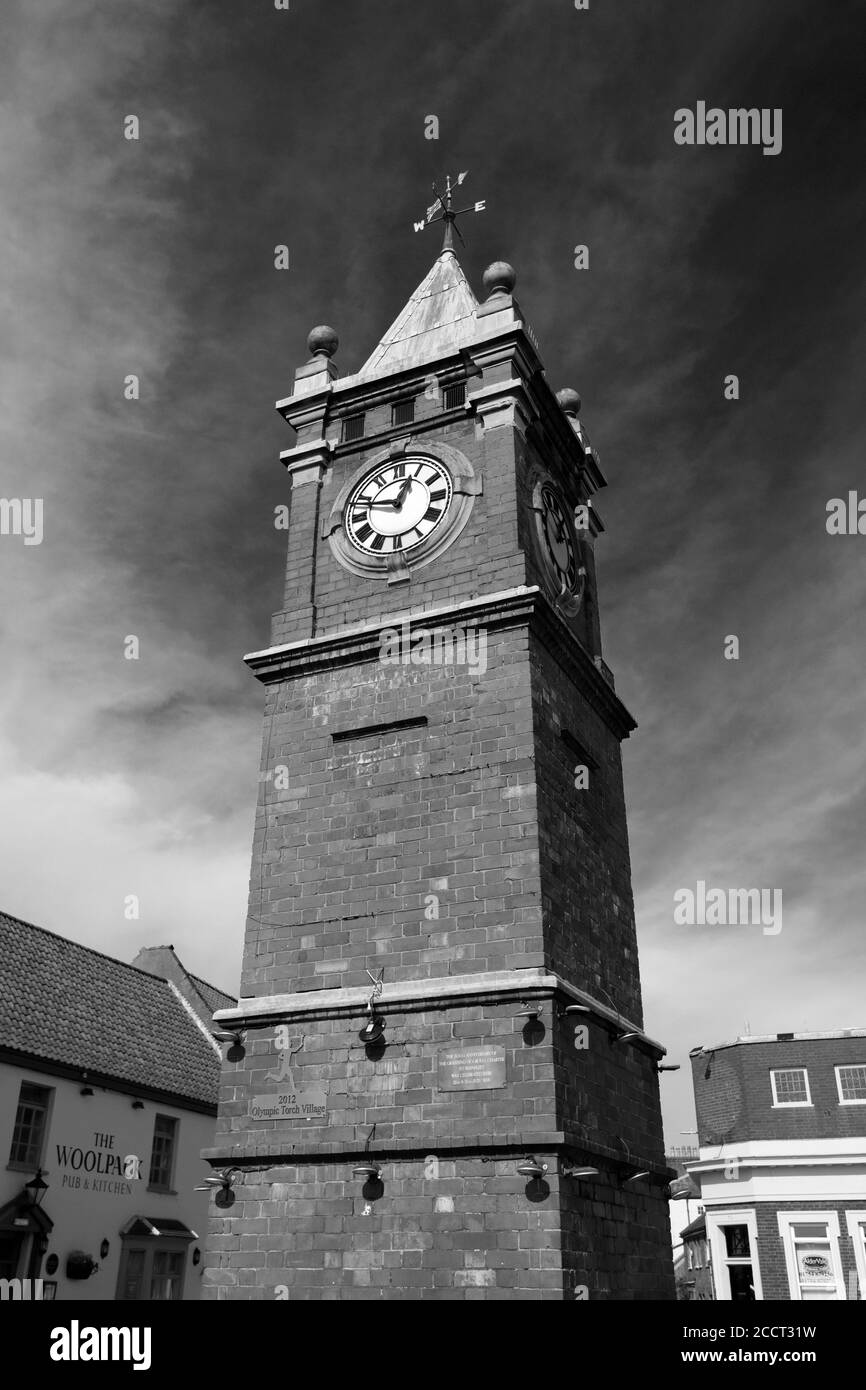 The Clock Tower, Market Place, Wainfleet All Saints Town, East Lindsey District, Lincolnshire, Inghilterra, Regno Unito Foto Stock