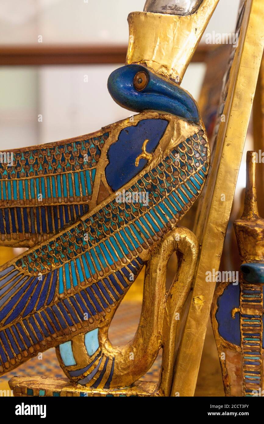 Particolare del Trono d'Oro di Tutankhamon, Museo delle Antichità Egizie, il Cairo Foto Stock