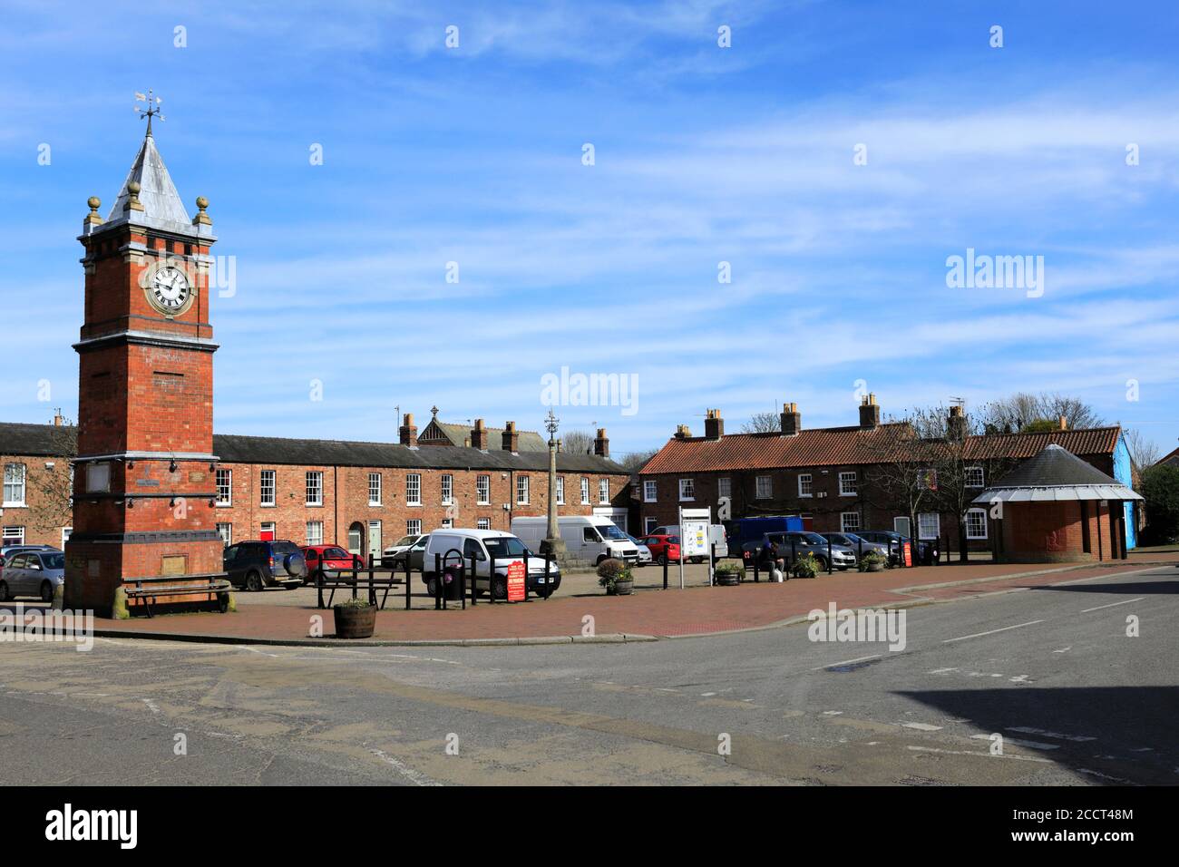 The Clock Tower, Market Place, Wainfleet All Saints Town, East Lindsey District, Lincolnshire, Inghilterra, Regno Unito Foto Stock