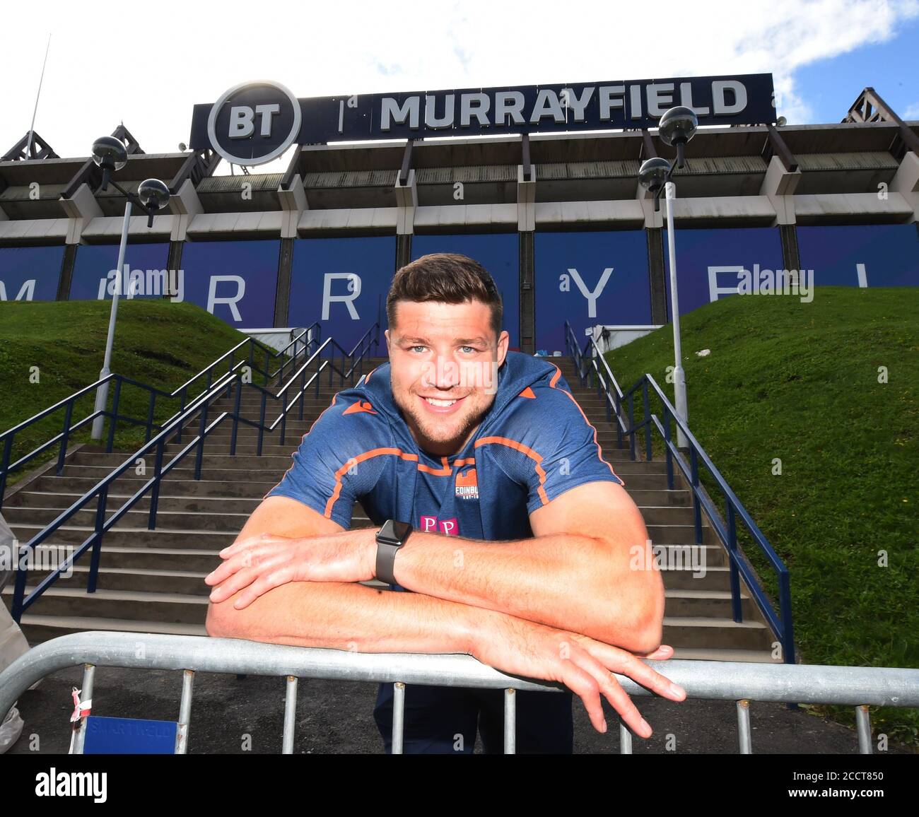 24-ago-20.BT Murrayfield Stadium. Edimburgo.Scozia. Sottoposto a embargo fino al 27 agosto 20. Edinburgh Rugby (Lock) Grant Gilchrist, photo-call per la partita Guinness PRO14 Edimburgo vs Glasgow. Credit: eric mcowat/Alamy Live News Foto Stock