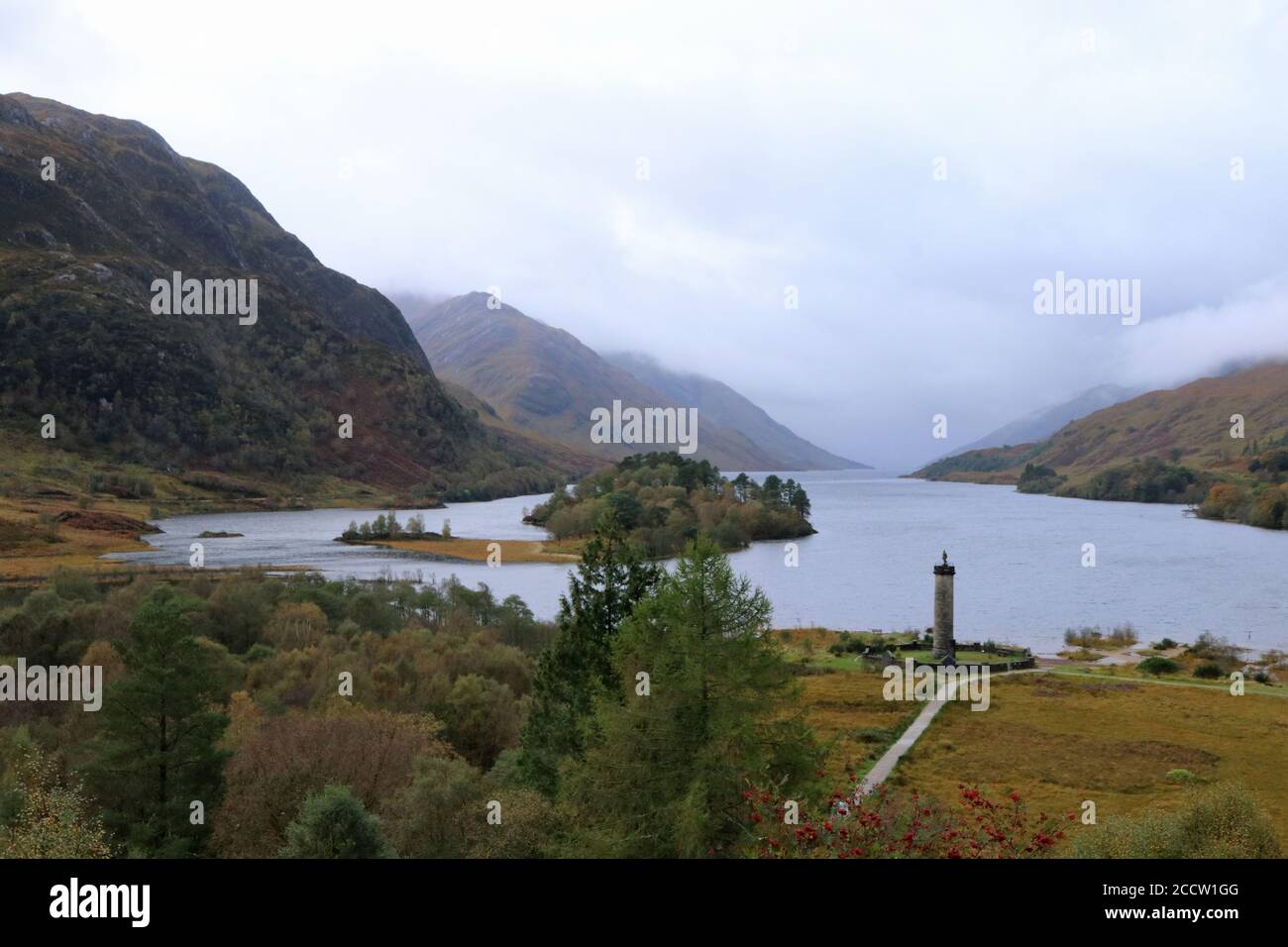 Glenfinnan Monument & Loch Shiel Foto Stock