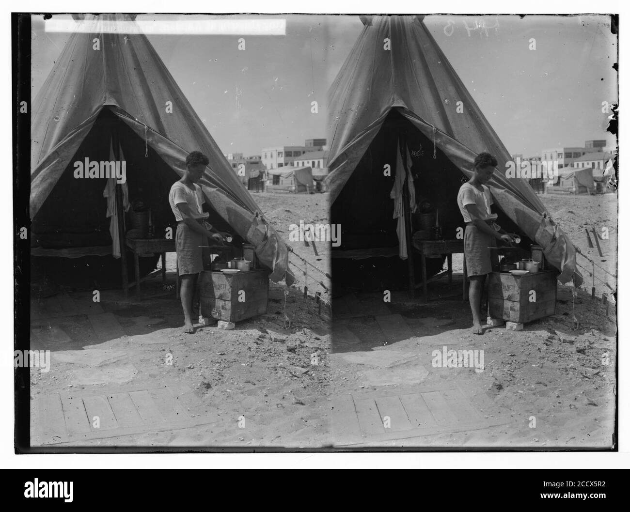 Colonie ebraiche e insediamenti. Tel Aviv. Gli immigrati' prima casa in Palestina Foto Stock