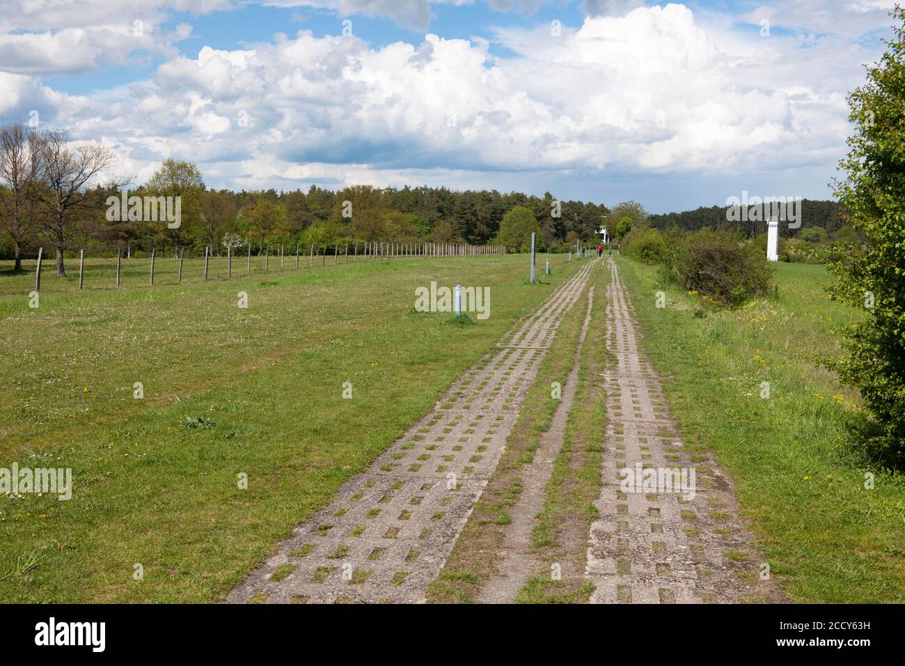 Kolonnenweg, corsia per i soldati di confine della RDT sulla striscia della morte, Point Alpha Memorial, Rasdorf, Assia, Geisa, Turingia, Germania Foto Stock