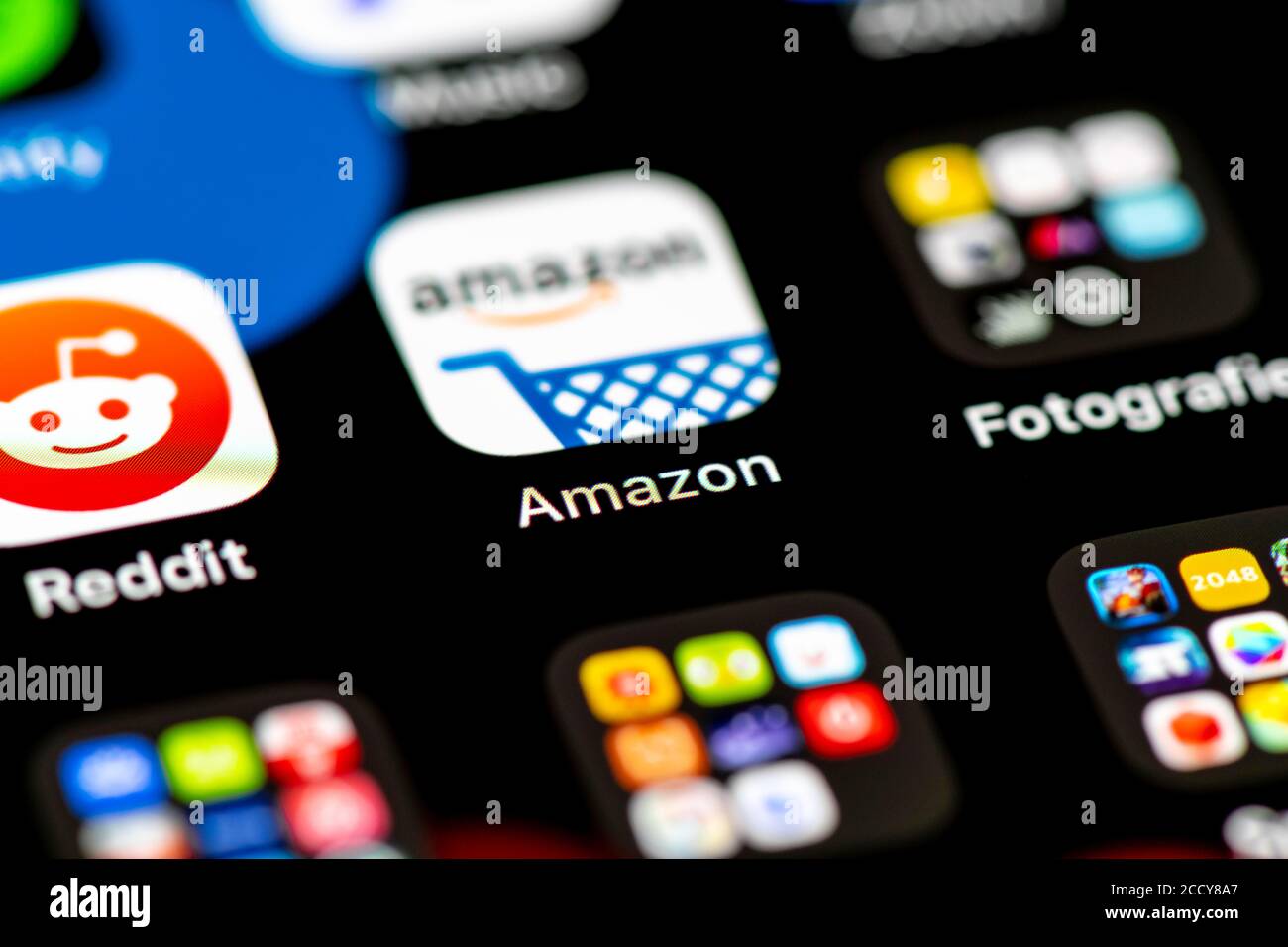 App Amazon, icone delle app sul display di un telefono cellulare, iPhone, smartphone, primo piano, riempimento del formato Foto Stock