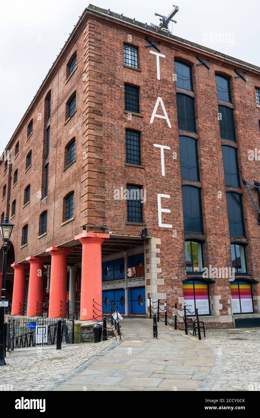 The Tate Liverpool a Royal Albert Dock, Liverpool, Inghilterra, Regno Unito Foto Stock