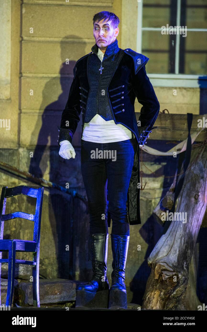 Philipp Richter (Lurch); Dresden; Elbschloss Übigau; 24.08.2020; LA FAMIGLIA ADAMS - SOMMMEROPENAIR 2020 Foto Stock