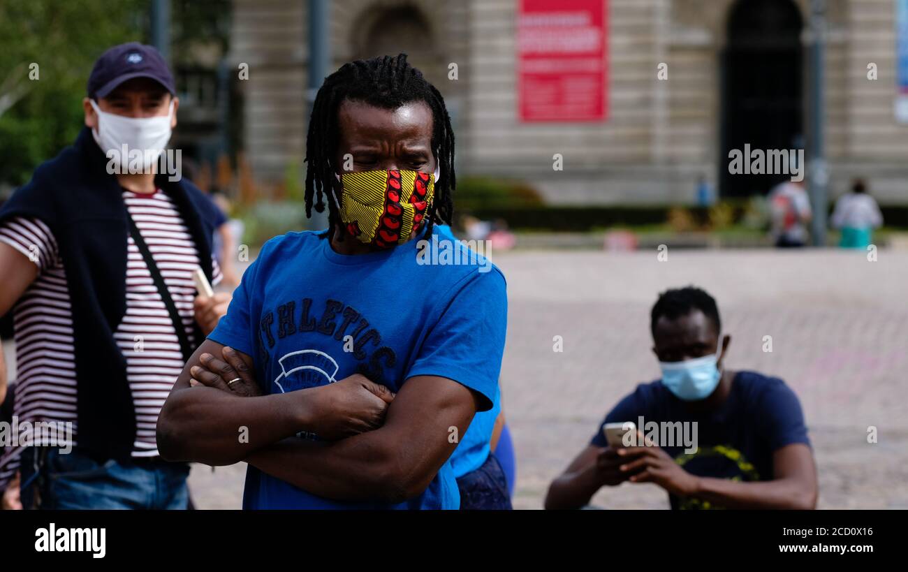 FRANCIA, LILLE, 22 AGOSTO 2020 : l'uomo in una protesta a Lille Francia. Foto Stock