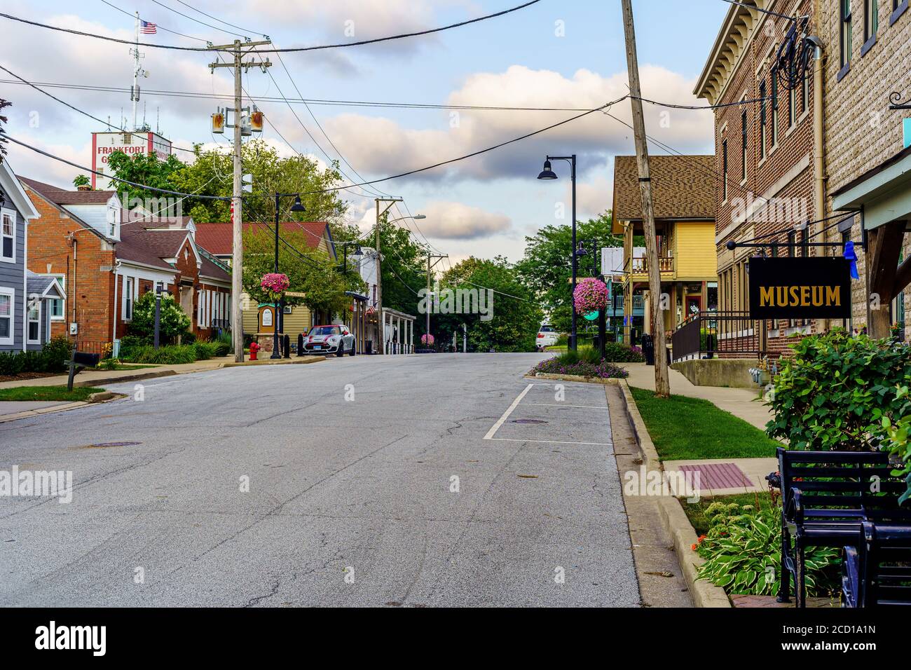 Downtown Frankfort, Illinois in una serata estiva Foto Stock