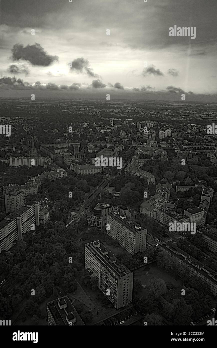 Una vista in bianco e nero della città di Breslavia Foto Stock