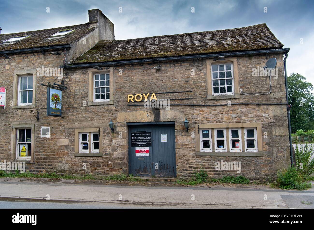 The Royal Oak, un pub rurale che è stato chiuso ed è in vendita, Hornby, Lancashire, Regno Unito. Foto Stock