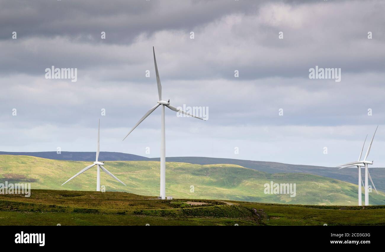 Turbine eoliche parte della Clyde Wind Farm, che copre circa 47 chilometri quadrati nelle Uplands meridionali, Scozia, Regno Unito. Foto Stock