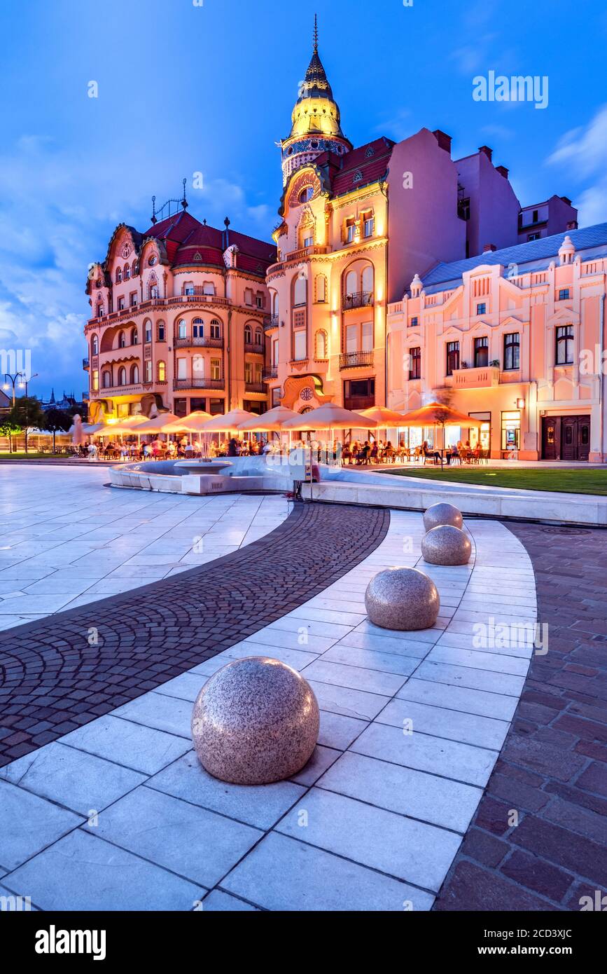 Oradea, Romania con Union Square e Black Eagle, Transilvania occidentale. Foto Stock