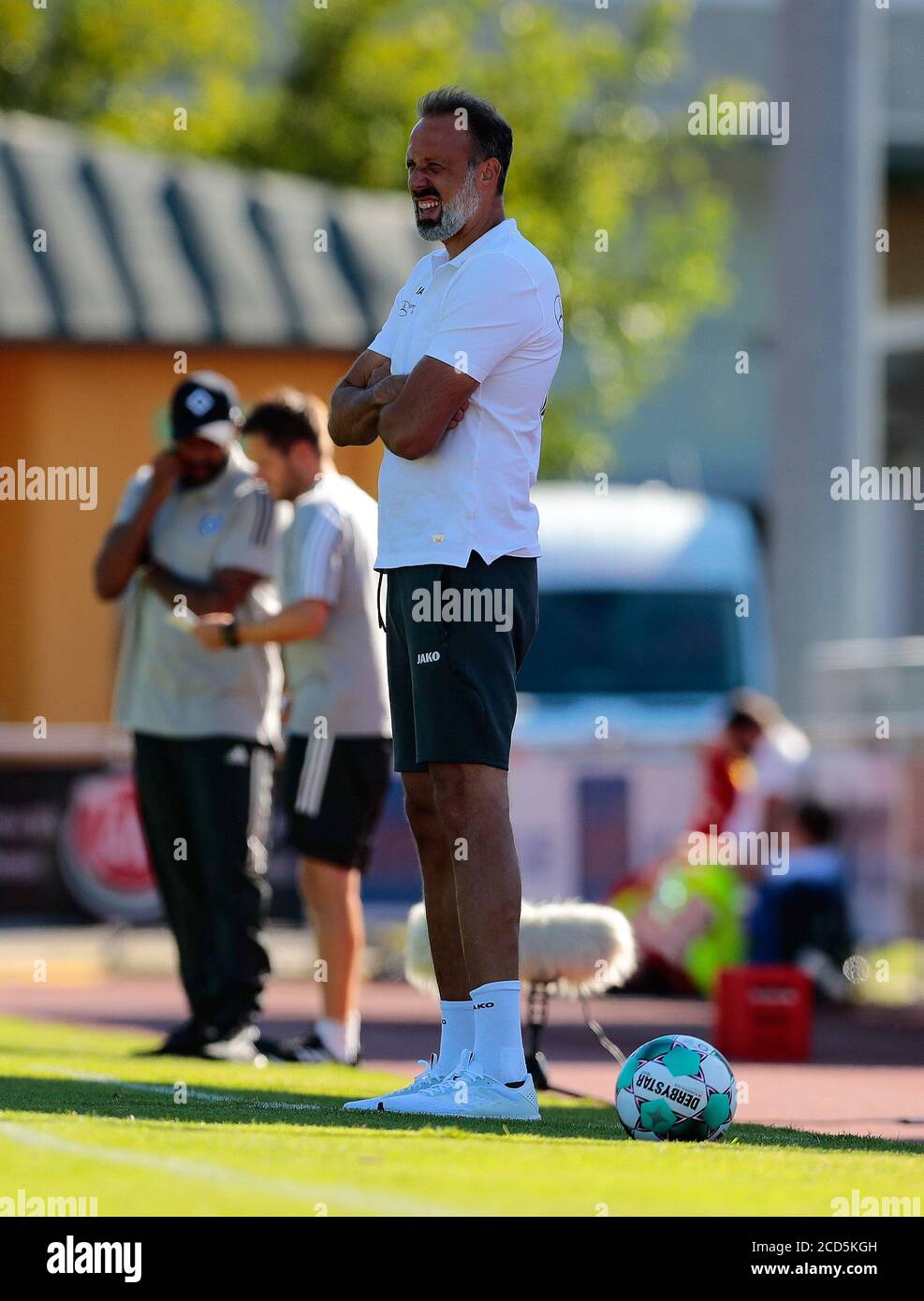 Primo: 26.08.2020, calcio, Helden Cup, stagione 2020/2021, HSV Amburgo Amburgo Amburgo - VfB Stoccarda, allenatore Pellegrino Matarazzo, VFB Stuttgart, VFB, Stoccarda, figura intera, | utilizzo in tutto il mondo Foto Stock