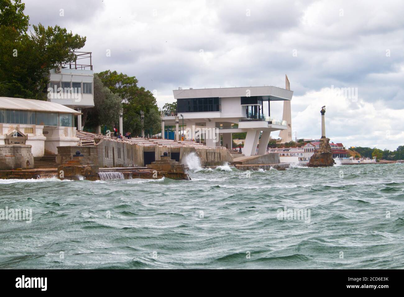 South Bay e Sevastopol Sea Port, Crimea Foto Stock