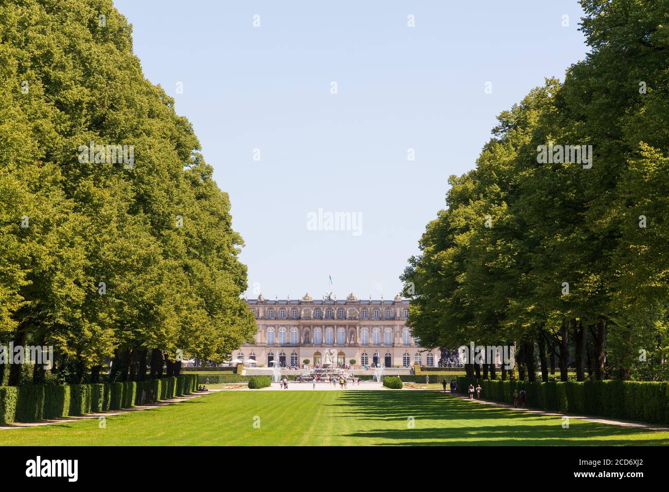 Palazzo e fontana di Herrenchiemsee, punto di riferimento in Germania e imitazione del palazzo di Versailles. Foto Stock