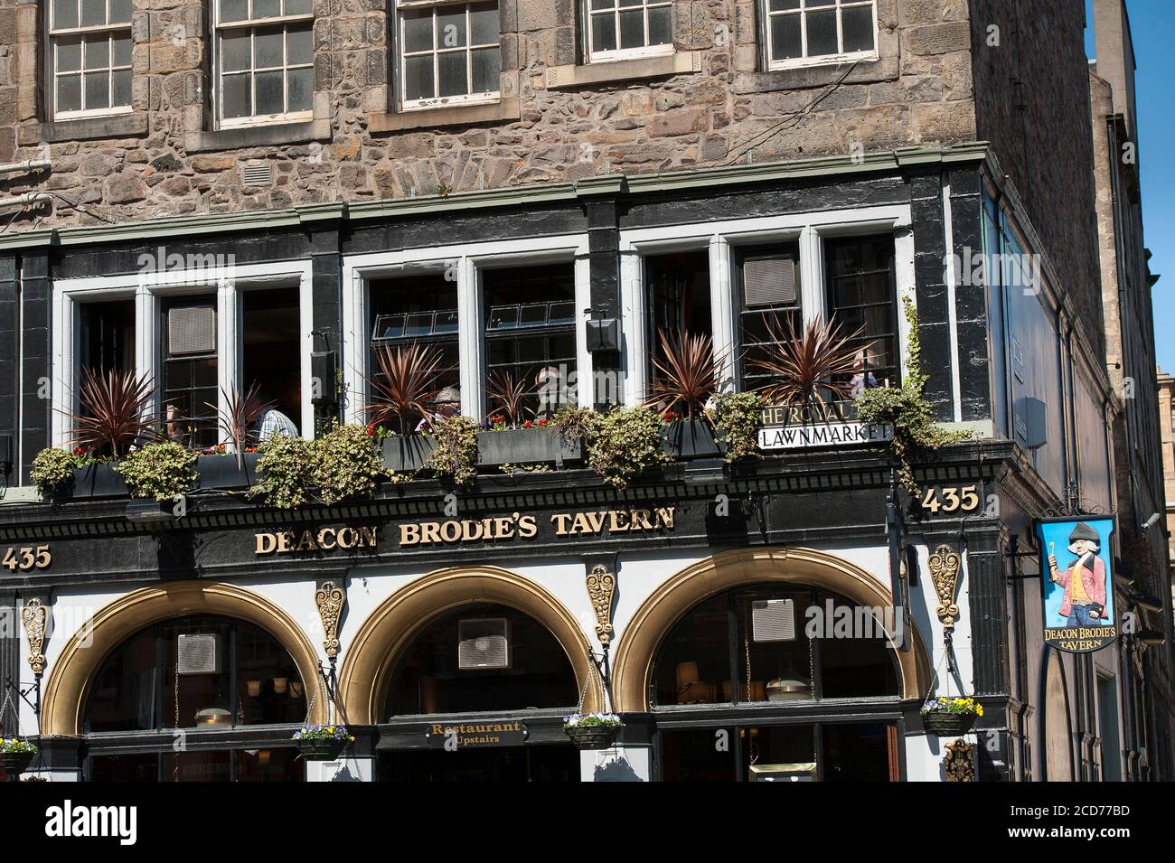 Diacon Brodies Tavern on the Royla Mile, Edimburgo, Scozia. Foto Stock